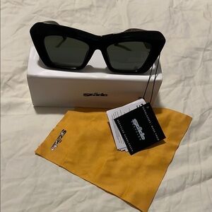 Stylish Black Sunglasses